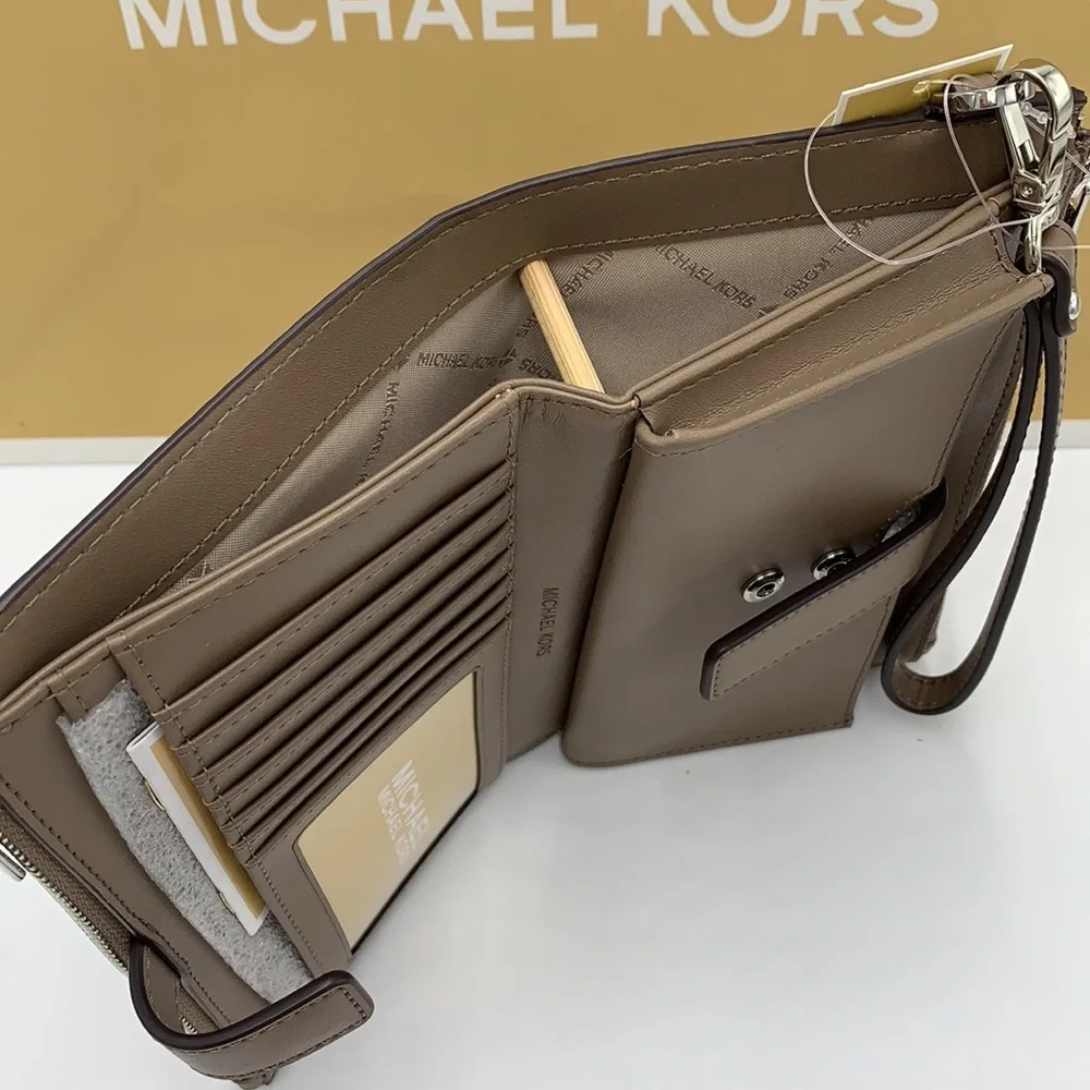 MICHAEL KORS Dust MULTI LG DOUBLE ZIP WRSTLT Crocodile Leather Snakeskin